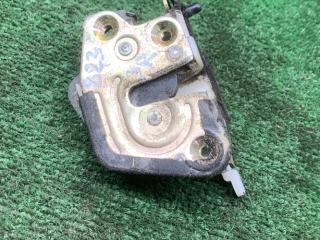 замок двери задней правой Hyundai Santamo 1 поколение 1997, 2.0 л., бензин, МКПП, минивэн