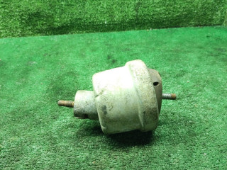 подушка крепления двигателя Opel Vectra B 1999, 1.6 л., X 16 XEL, бензин, МКПП, хетчбэк 5 дв.