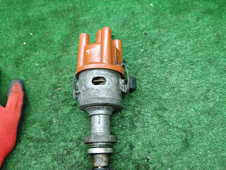 распределитель зажигания (трамблёр) Volkswagen Golf 3 поколение 1995, 1.8 л., бензин, 0509052050, 0237020160