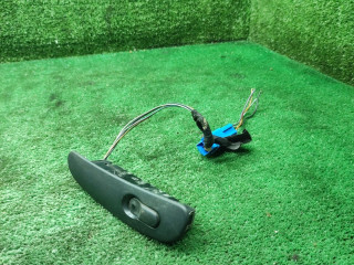 кнопка стеклоподъемника двери Opel Vectra B 1999, 1.6 л., X 16 XEL, бензин, МКПП, хетчбэк 5 дв.