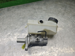 цилиндр тормозной главный Renault Duster 1 поколение [рестайлинг] 2017, 2.0 л., бензин, МКПП, внедорожник 5 дв., полный привод