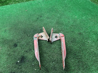 петля капота Rover 200 Series 3 поколение 1997, 1.4 л., бензин, МКПП, хетчбэк 5 дв.