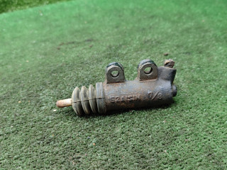 цилиндр сцепления рабочий Toyota Avensis 1 поколение (T220) 2000, 2.0 л., 2C-T, дизель, МКПП, универсал