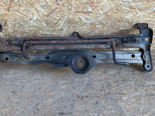 балка под радиатор Volkswagen Passat B4 1995, 2.0 л., бензин, АКПП, седан