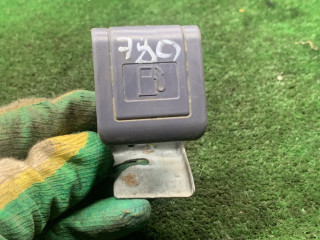 ручка открытия лючка топливного бака Toyota Picnic 1 поколение XM10 2000, 2.0 л., бензин, МКПП, минивэн