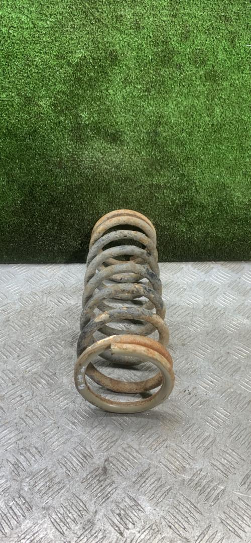 пружина задняя Wartburg 353 1 поколение (1966 - 1988), 1.3 л., бензин, МКПП - фото №1