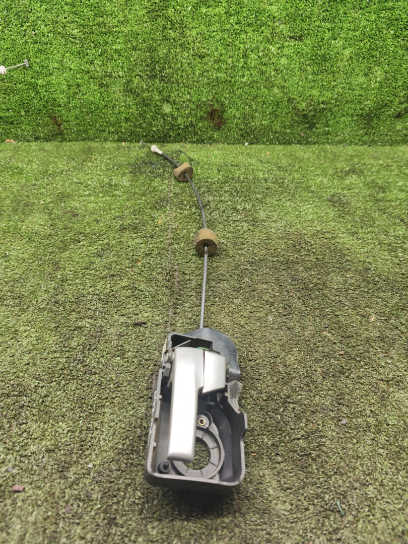 трос двери Ford Mondeo 3 поколение 2002, 2.0 л., дизель, АКПП, хетчбэк 5 дв. - фото №1