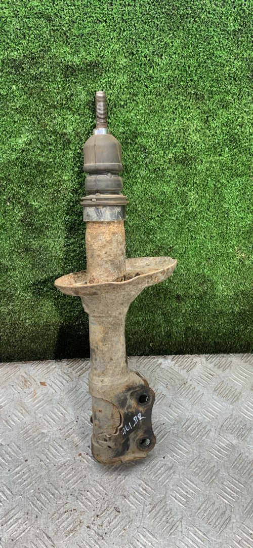 амортизатор передний Volkswagen Passat B3 1990, 1.9 л., TDi, дизель, МКПП, универсал - фото №1