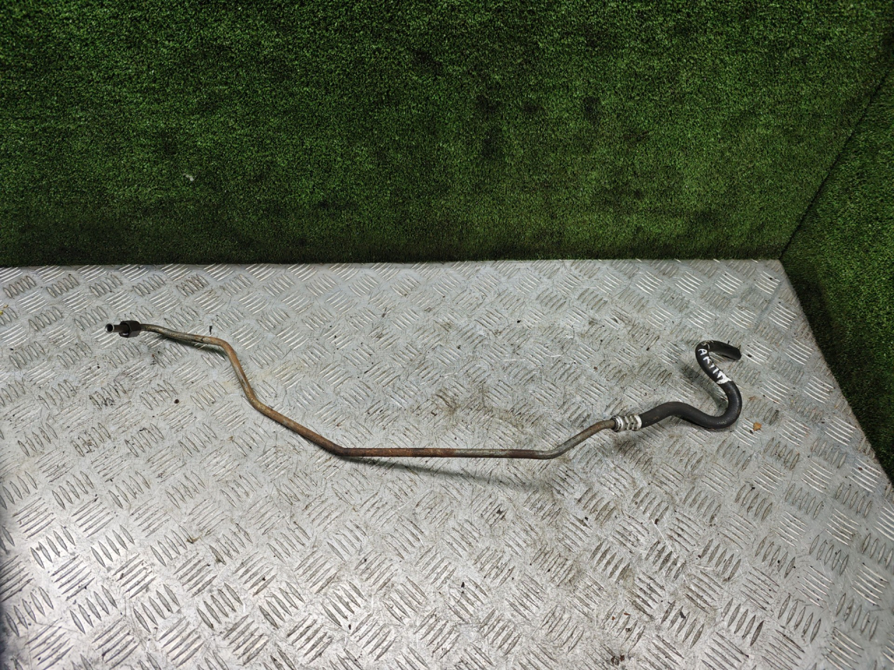 шланг (трубка) АКПП Chrysler 300M 1 поколение 2002, 3.5 л., бензин, АКПП, седан - фото №1