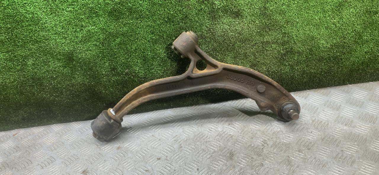 рычаг передний правый Dodge Caravan 3 поколение 1999, 2.4 л., бензин, АКПП, минивэн - фото №1