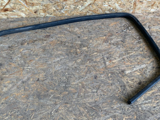 уплотнитель двери Chrysler Voyager 4 поколение 2002, 2.4 л., бензин, МКПП, минивэн