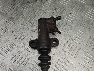 цилиндр сцепления рабочий Mazda 323 5 поколение 1998, 1.5 л., бензин, МКПП, хетчбэк 3 дв.