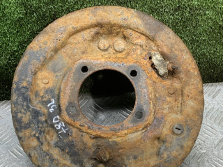 защитный кожух тормозного механизма Toyota Picnic 1 поколение XM10 2000, 2.0 л., бензин, МКПП, минивэн