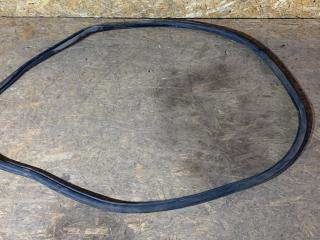 уплотнитель двери Skoda Fabia 1 поколение [рестайлинг] 2007, 1.2 л., бензин, МКПП, седан