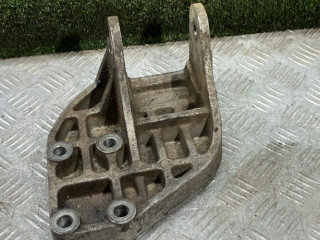 кронштейн двигателя Kia Carnival 1 поколение [рестайлинг] 2002, 2.9 л., CRDi, дизель, МКПП, минивэн