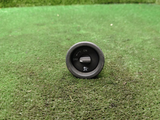 кнопка Airbag Renault Duster 1 поколение [рестайлинг] 2017, 2.0 л., бензин, МКПП, внедорожник 5 дв., полный привод, 681995427R