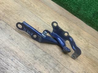 петля капота правая Toyota Picnic 1 поколение XM10 2000, 2.0 л., бензин, МКПП, минивэн