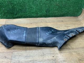 патрубок воздушного фильтра Volkswagen Passat B5 [рестайлинг] 2001, 1.8 л., бензин, МКПП, седан