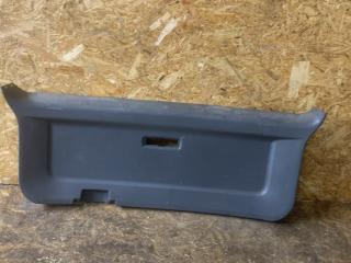 обшивка крышки багажника Mitsubishi Space Wagon 3 поколение (Typ N50) 2000, 2.4 л., бензин, МКПП, минивэн