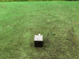 реле (прочие) Volkswagen Passat B3 1990, 1.9 л., TDi, дизель, МКПП, универсал, 18, 191937503