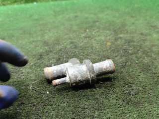 фланец (тройник) системы охлаждения Volkswagen Golf 2 поколение 1990, 1.8 л., бензин, МКПП, хетчбэк 3 дв.