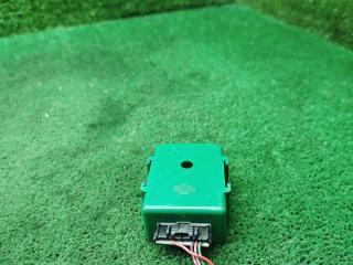 реле (прочие) Nissan Almera N15 1998, 1.4 л., бензин, МКПП, хетчбэк 5 дв.