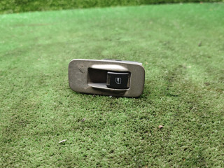 кнопка стеклоподъемника двери задней левой Chery Tiggo (T11) 1 поколение 2007, 1.8 л., бензин, МКПП, внедорожник 5 дв.