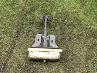 ограничитель открывания двери Chrysler 300M 1 поколение 2002, 3.5 л., бензин, АКПП, седан