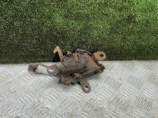 замок капота Toyota Avensis 1 поколение (T220) 1999, 2.0 л., дизель, МКПП, хетчбэк 5 дв.