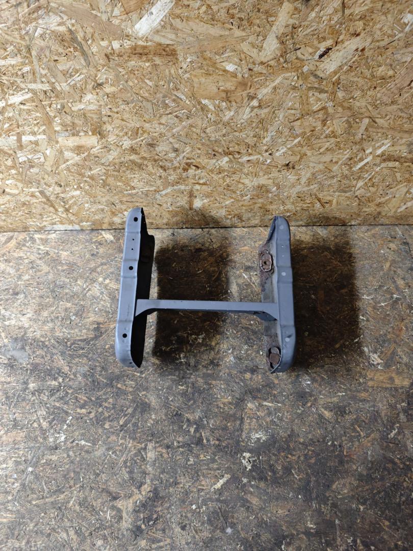 сиденье переднее Chrysler Voyager 3 поколение 1999, 2.5 л., дизель, МКПП, минивэн - фото №1