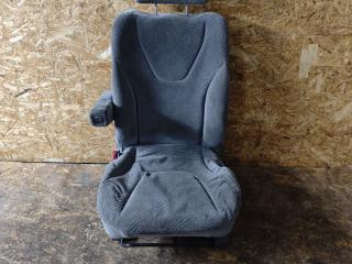 сиденье переднее Mitsubishi Space Wagon 3 поколение (Typ N50) 2000, 2.4 л., бензин, МКПП, минивэн