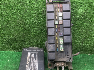 блок предохранителей Chrysler Voyager 3 поколение 2000, 2.5 л., дизель, МКПП, минивэн, 04868093AA