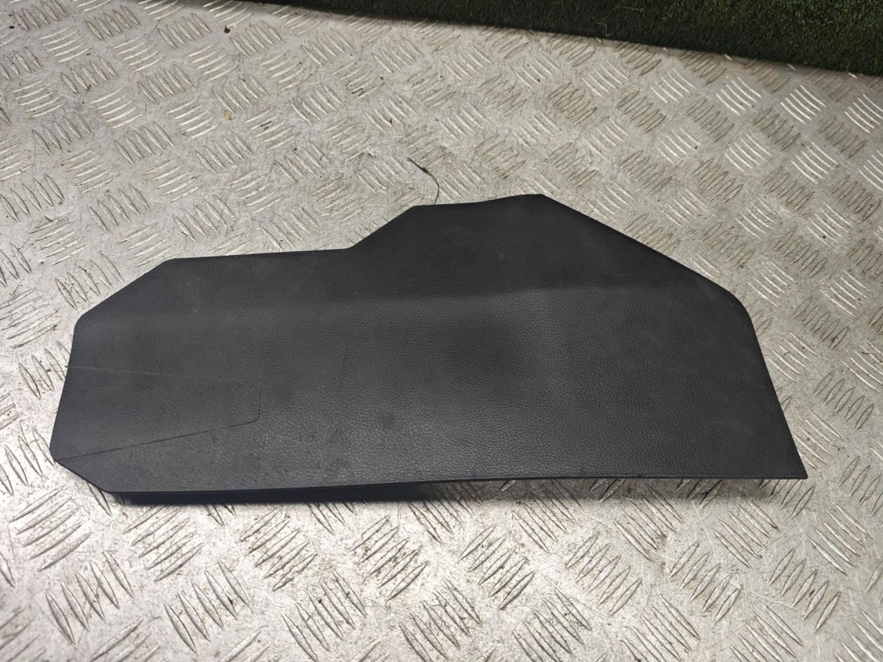 накладка на торпедо (консоль) Kia Sportage 3 поколение 2011, 2.0 л., бензин, АКПП, внедорожник 5 дв., полный привод - фото №1