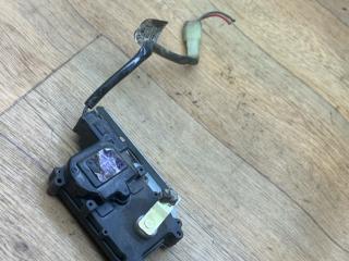 активатор замка багажника Hyundai Santamo 1 поколение 1997, 2.0 л., бензин, МКПП, минивэн