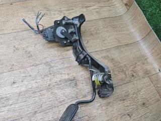 педаль Toyota Avensis 1 поколение (T220) 1998, 2.0 л., дизель, МКПП, седан