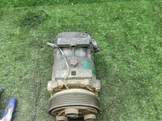 компрессор кондиционера Renault Laguna 1 поколение [рестайлинг] 1999, 1.8 л., бензин, МКПП, хетчбэк 5 дв.