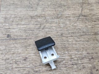 ручка открывания капота Toyota Avensis 1 поколение (T220) 1999, 1.6 л., 4A-FE, бензин, МКПП, седан, передний привод