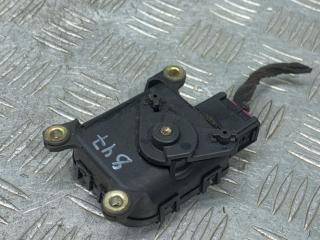 моторчик заслонки печки Volkswagen Passat B5 [рестайлинг] 2001, 1.8 л., AWT, бензин, МКПП, седан, 0132801149