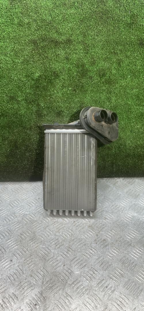 радиатор отопителя (печки) Citroen Xsara 1 поколение 1998, 1.4 л., бензин, МКПП, хетчбэк 3 дв., 888203U210 - фото №1