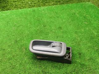 ручка внутренняя задняя правая Toyota Picnic 1 поколение XM10 2000, 2.2 л., дизель, МКПП, минивэн