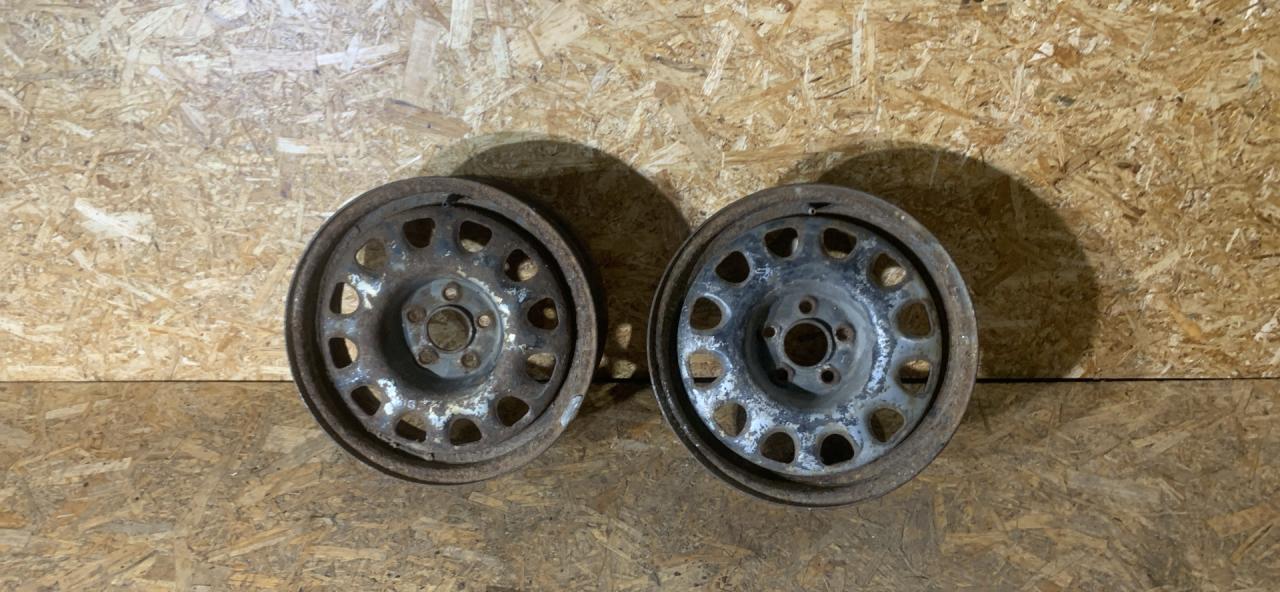 диск штампованный Chrysler Voyager 3 поколение 1999, 2.4 л., бензин, АКПП, минивэн - фото №1