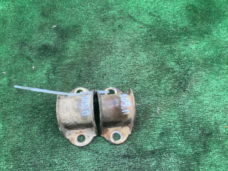 крепление стабилизатора / втулки стабилизатора Ford Fiesta 5 поколение [рестайлинг] 2005, 1.6 л., дизель, МКПП, хетчбэк 5 дв.