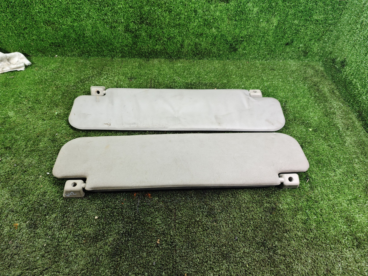 козырек солнцезащитный Ford Transit 5 поколение 1997, 2.5 л., TD, дизель, МКПП, микроавтобус - фото №1