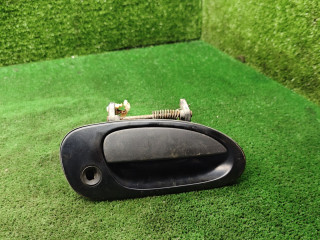 ручка наружная Mazda 323 5 поколение 1998, 1.5 л., бензин, МКПП, хетчбэк 3 дв.