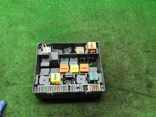 блок предохранителей BMW 5 серия E34 1993, 2.5 л., дизель, МКПП, седан, 8355855.8, 54220003