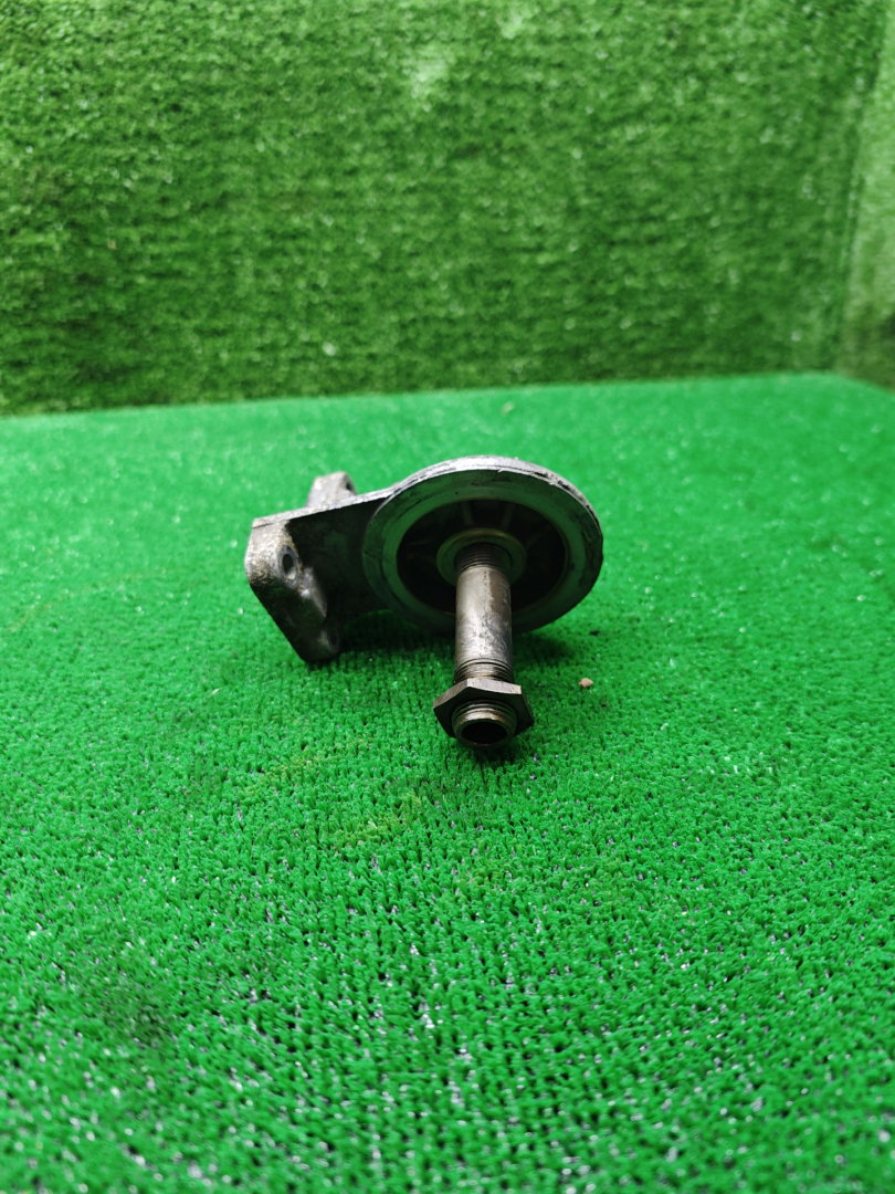 корпус масляного фильтра Volkswagen Passat B4 1995, 2.0 л., бензин, МКПП, 066115417R - фото №1