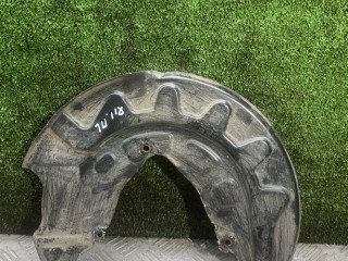 защитный кожух тормозного механизма Skoda Octavia 3 поколение (A7) 2013, 1.8 л., бензин, МКПП, лифтбэк, 5Q0400053AH