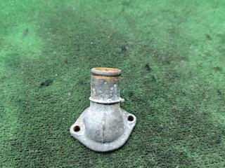 фланец (тройник) системы охлаждения Mazda 626 GF 1998, 2.0 л., бензин, МКПП, хетчбэк 5 дв.