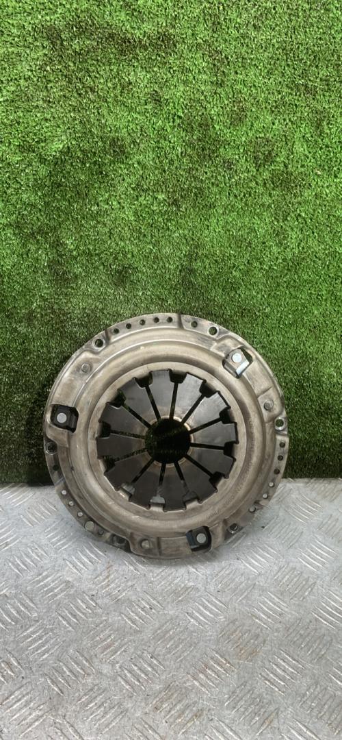 корзина сцепления Honda Accord 6 поколение 1999, 1.6 л., бензин, МКПП, хетчбэк 5 дв. - фото №1