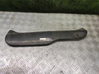 планка под капот Volkswagen Passat B4 1995, 2.0 л., бензин, МКПП, универсал, 3A0121343B